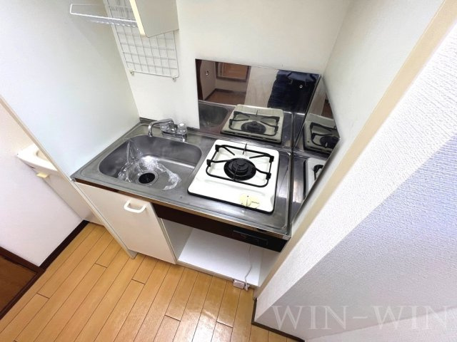 ベノワコート A棟のキッチン|イメージ（同建物内別部屋の写真です）