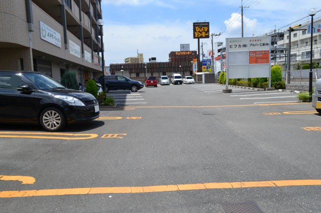 ココ　プラザの駐車場|敷地内駐車場