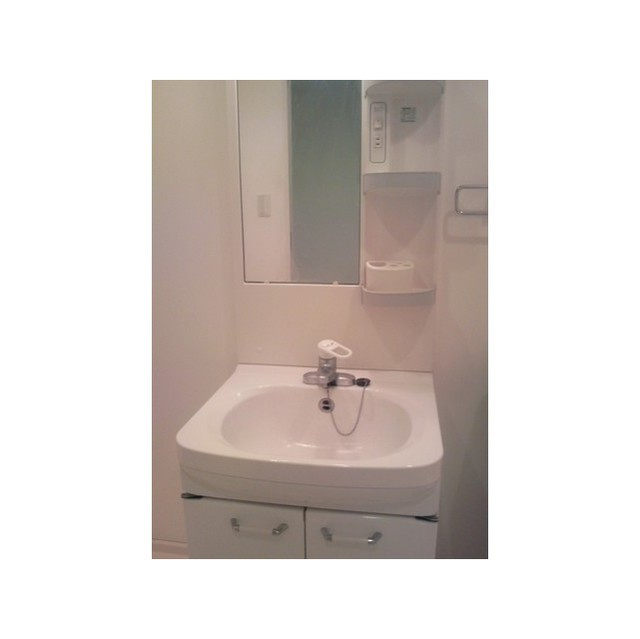 ユニテ・プラスツーの独立洗面台