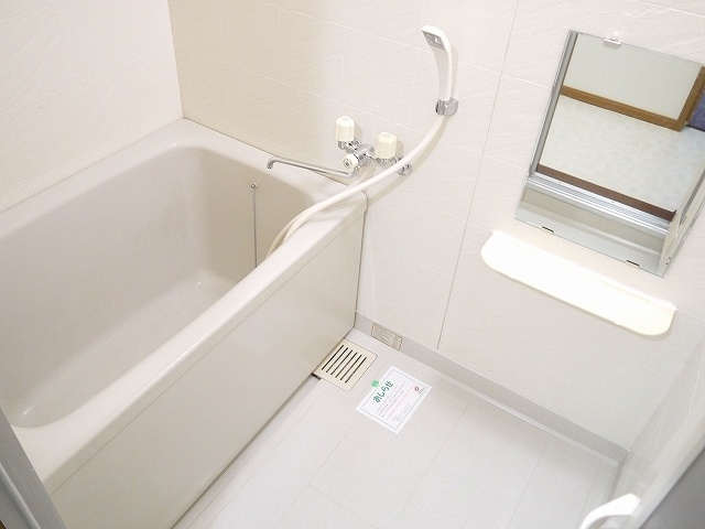 サンヴェール一条の浴室|落ち着いた空間のお風呂です