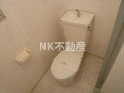 【トイレ】 | セレノ・ハイム川本（八戸ノ里賃貸） | 落ち着いた色調のトイレです