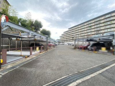 【駐車場】 | キングマンション千里万博公園