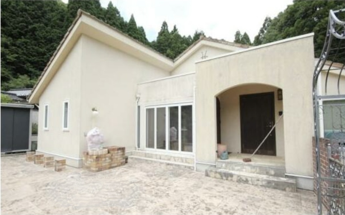 足利市名草上町の中古一戸建の外観