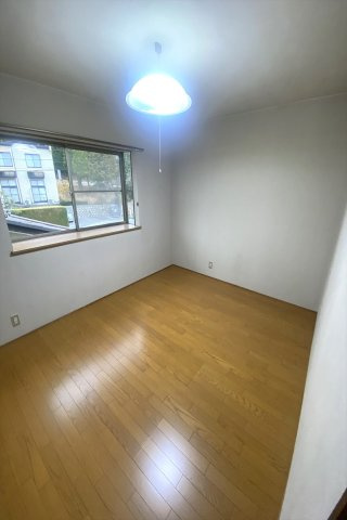 山城コーポＡ号棟の寝室