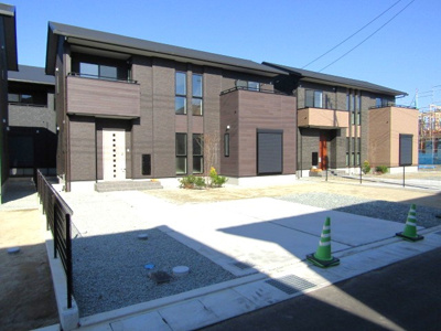 【駐車場】 | タマタウン笛吹市春日居町鎮目　4号棟 | 駐車場に車を止められます