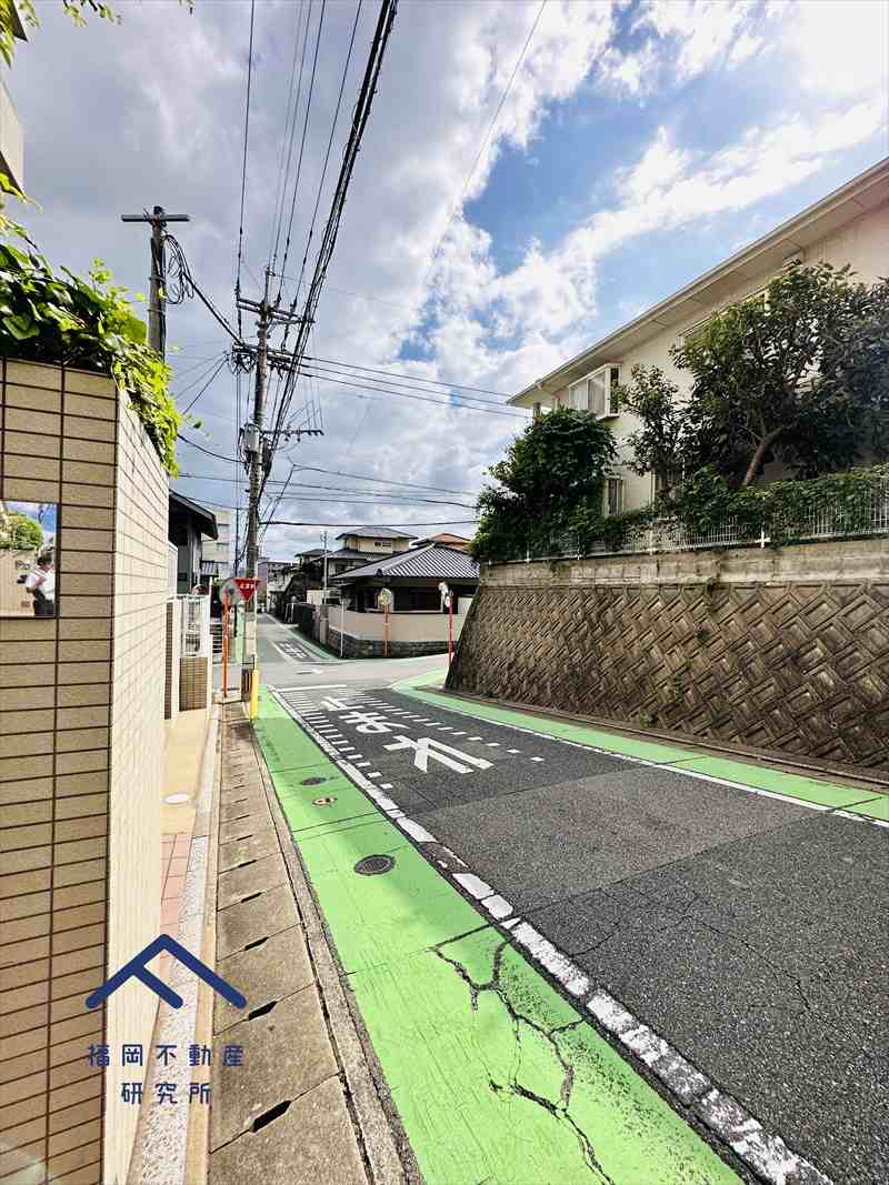 サンリヤン長丘の周辺