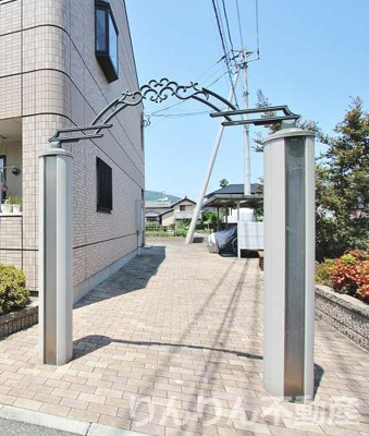 【エントランス】 | Comforce 橋本