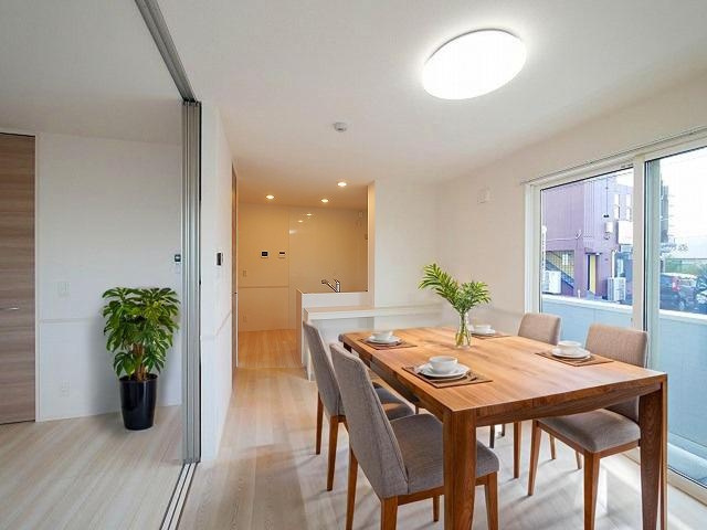 セントセシリアの居間・リビング|CGで家具等を配置したもので家具等は含まれません。