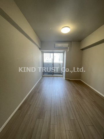 ファーストフィオーレ東梅田の居間・リビング|使いやすいリビングです