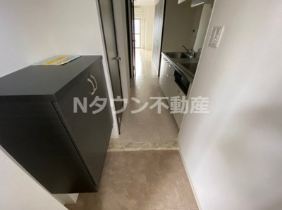 【玄関】 | カトルセゾン金山 | 明るい玄関です