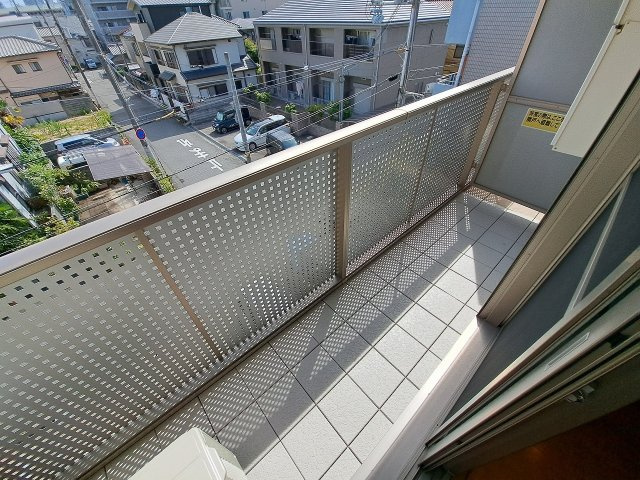 SOL.LEVANTE,Ⅹのバルコニー