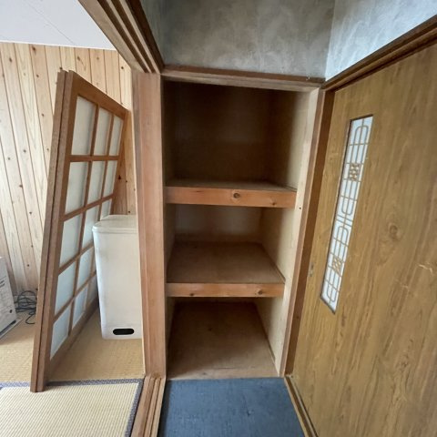 虻田郡豊浦町字高岡48-4　テナントの収納