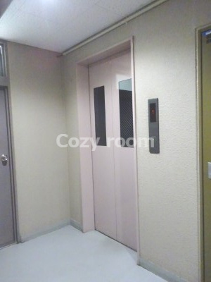 【その他共用部分】 | ルミエール垂水 | 各フロアのエレベーターホール