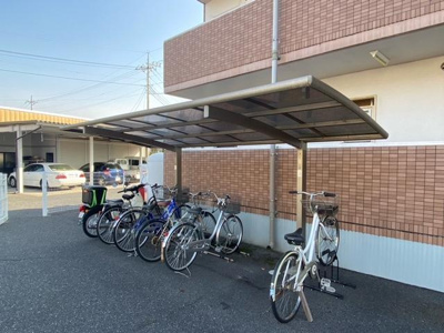 【その他共用部分】 | レーヴ | 駐輪場