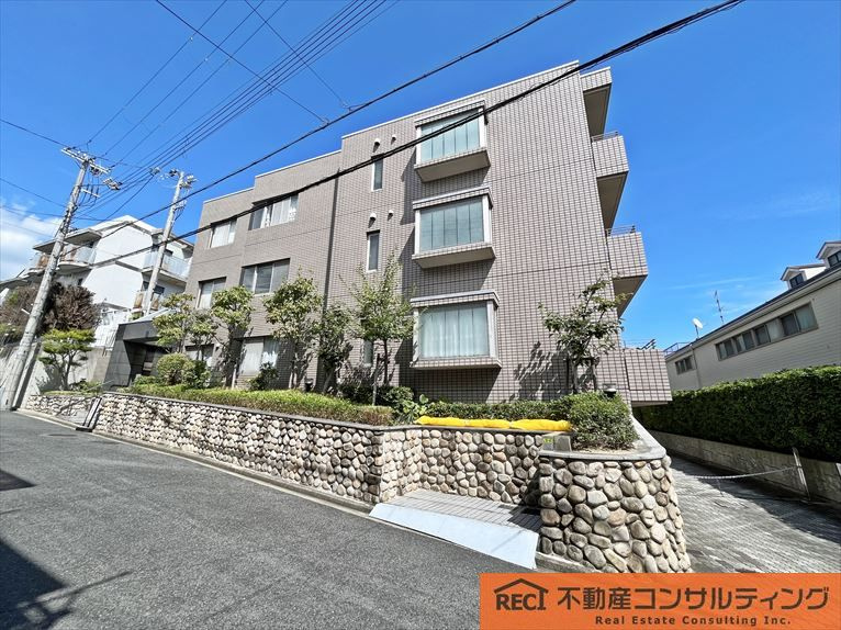 岡本シティハウスの外観