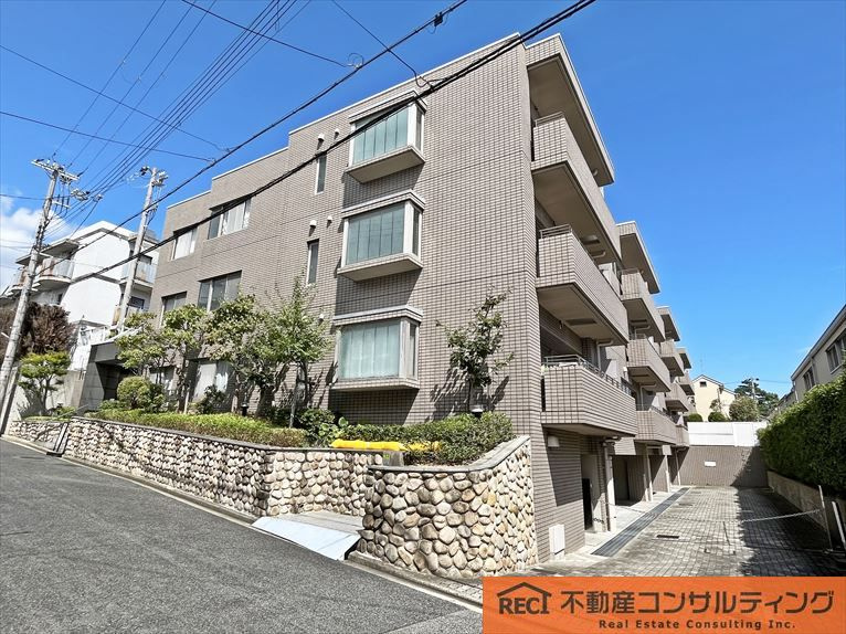 岡本シティハウスの外観