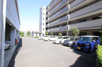 ★敷地内平置き駐車場★※要空き確認