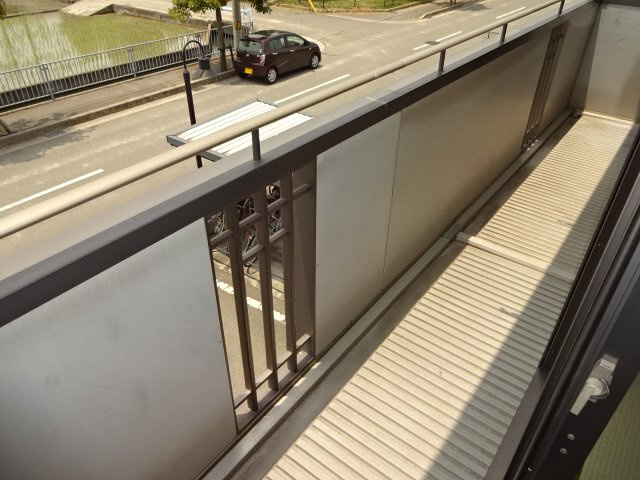 グランシード中島のバルコニー