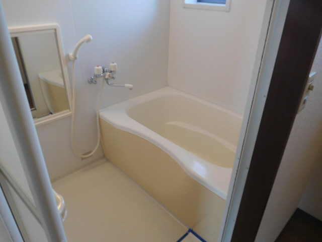 グランシード中島の浴室