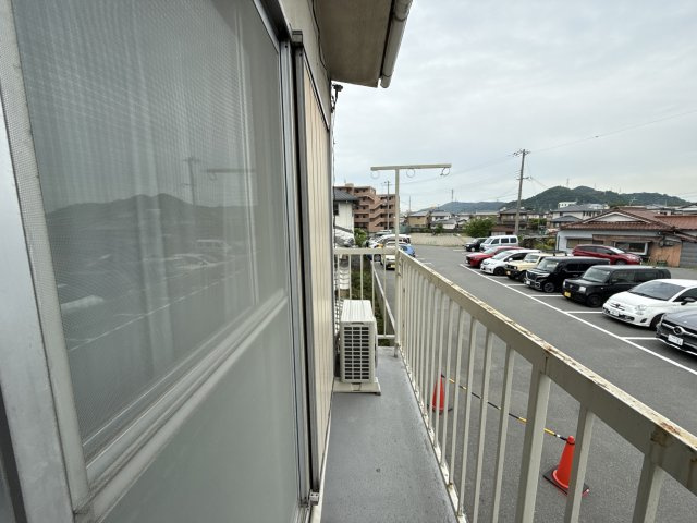 下手野ＮＳハイツのバルコニー