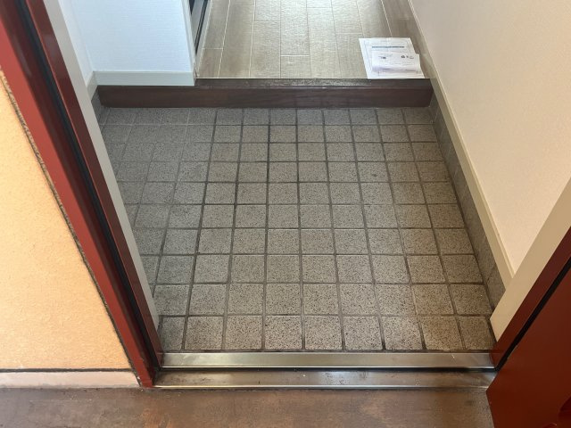 ダイヤモンドコーポの玄関