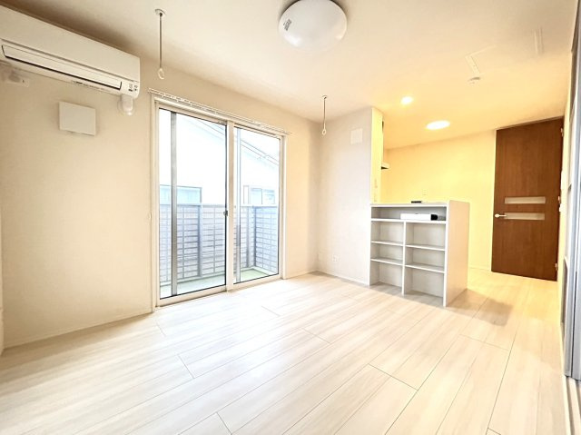 Comet（コメット）の居間・リビング