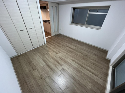 【洋室】 | インベスト北梅田