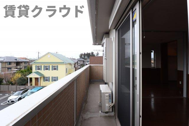 グリシーヌ 　フルールのバルコニー|落ち着いた時間を過ごせるバルコニーです