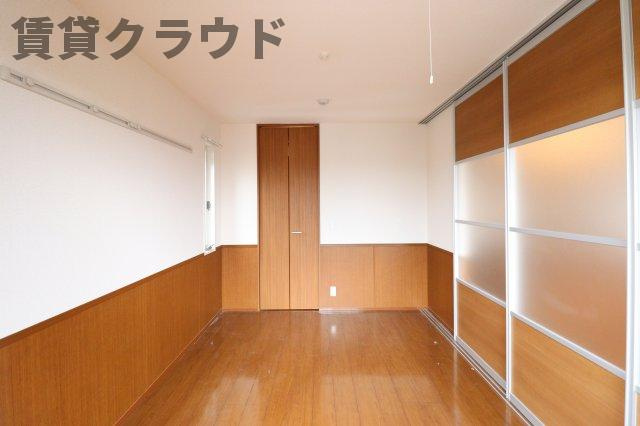 グリシーヌ 　フルールの寝室|寝室です