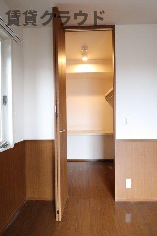 グリシーヌ 　フルールの収納|あると嬉しい壁面収納つき！空間をスッキリ見せてくれます♪