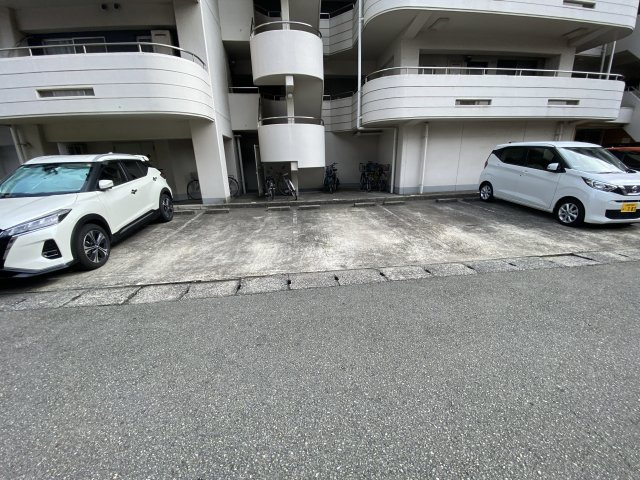インタービレッジ広畑の駐車場