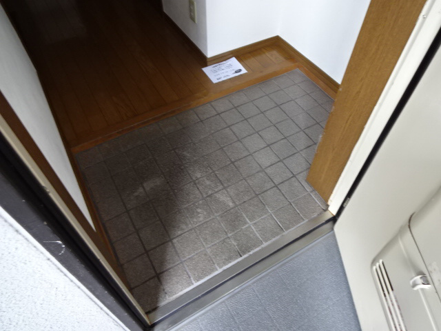 アルコート高岡の玄関