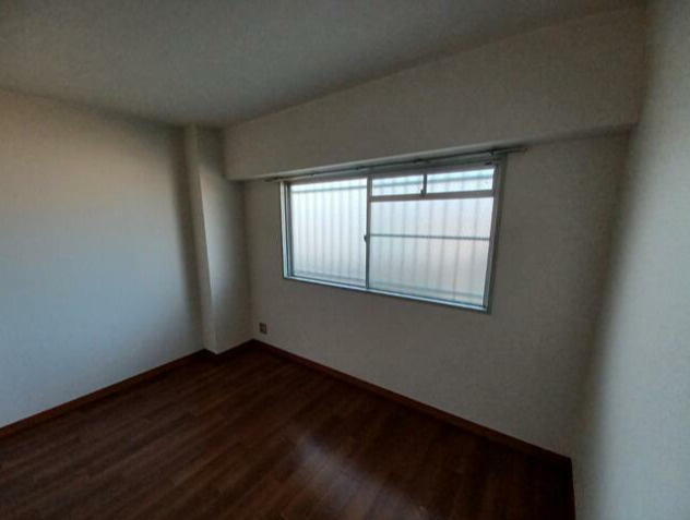 リバーサイド大和の洋室