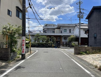 【前面道路含む現地写真】