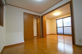 【居間・リビング】 | メゾンドアオイ