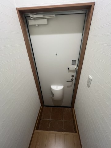 【玄関】AIN MINAMISENDAI