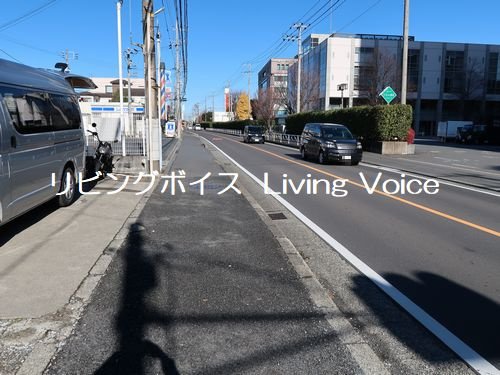 【前面道路含む現地写真】 | 【仲介手数料０円】厚木市下荻野　中古一戸建て | 厚木市下荻野　中古一戸建て