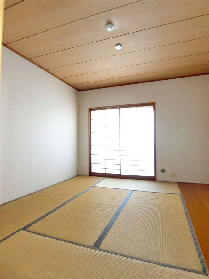 ライオンズマンション諏訪野の寝室|ゆとりの広さです