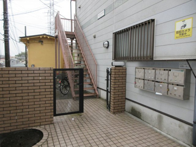 【エントランス】 | ハイツカマヤ | 別部屋の参考写真です。