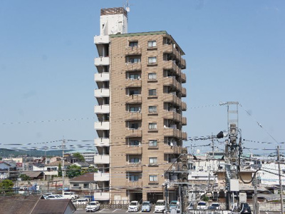 【外観】 | タワーレジデンシア鹿沼 | 上品で重厚感のある、10階建の賃貸マンションです♪