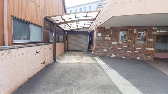 東松山市箭弓町３丁目　通所介護施設・音楽教室・居宅の外観