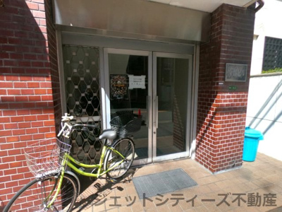 【エントランス】 | 冷雲ビル