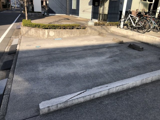 【駐車場】 | ミルクリーク飯塚