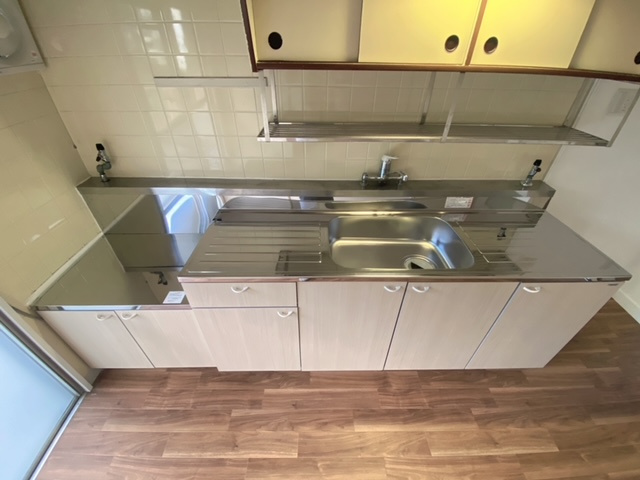 ヴィラナリー千代田1号棟のキッチン|同物件別部屋