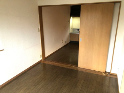 【寝室】 | メゾン・エトワール