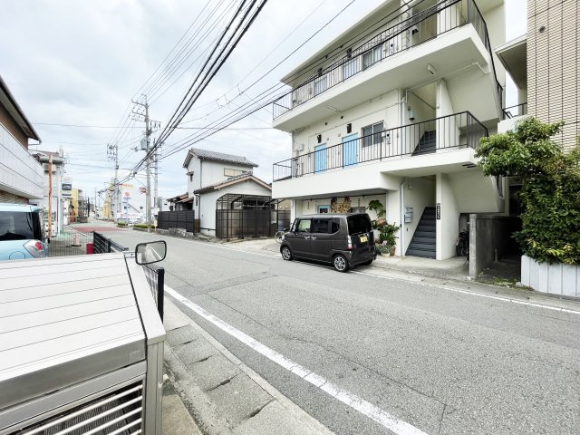 サンクレール沙羅の周辺