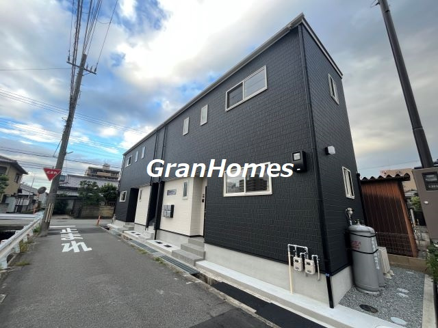 リープラス姫路栗山の駐車場