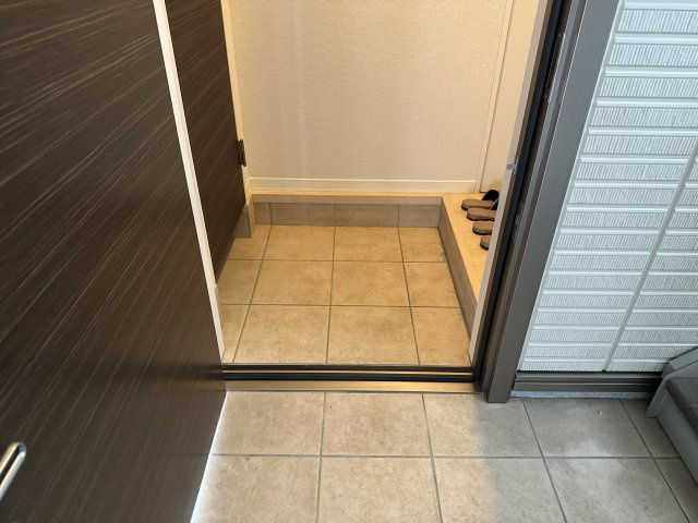 メゾンドソレイユ網干の玄関