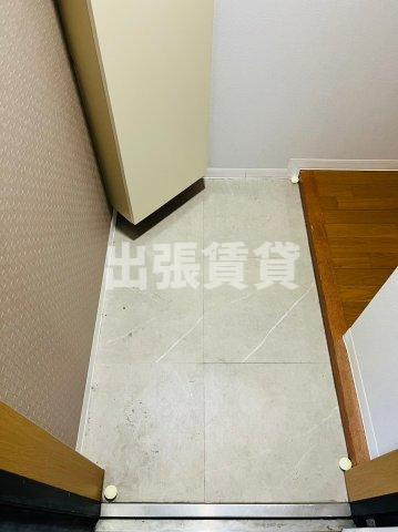 仲介手数料0円！シーズンコート高畑の玄関