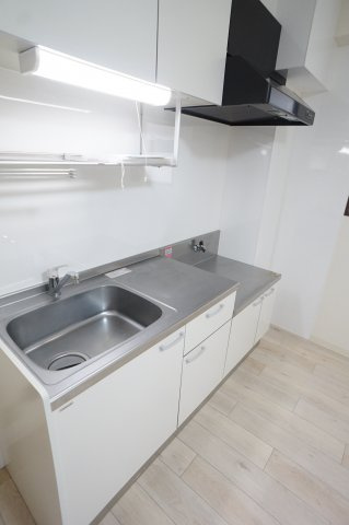 KODAヒルズ津田沼のキッチン|二口ガスコンロ設置可能のキッチン（別のお部屋の写真です）
